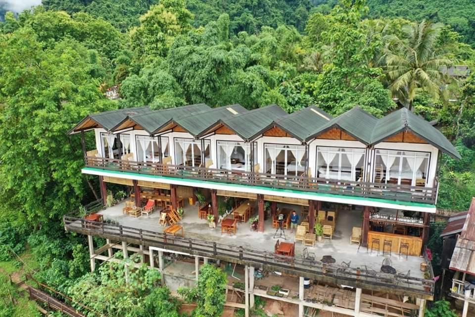Ning Ning Guesthouse Muang Ngoi Номер фото